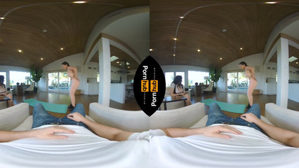 Классное VR порно горячей брюнетки с большими дойками